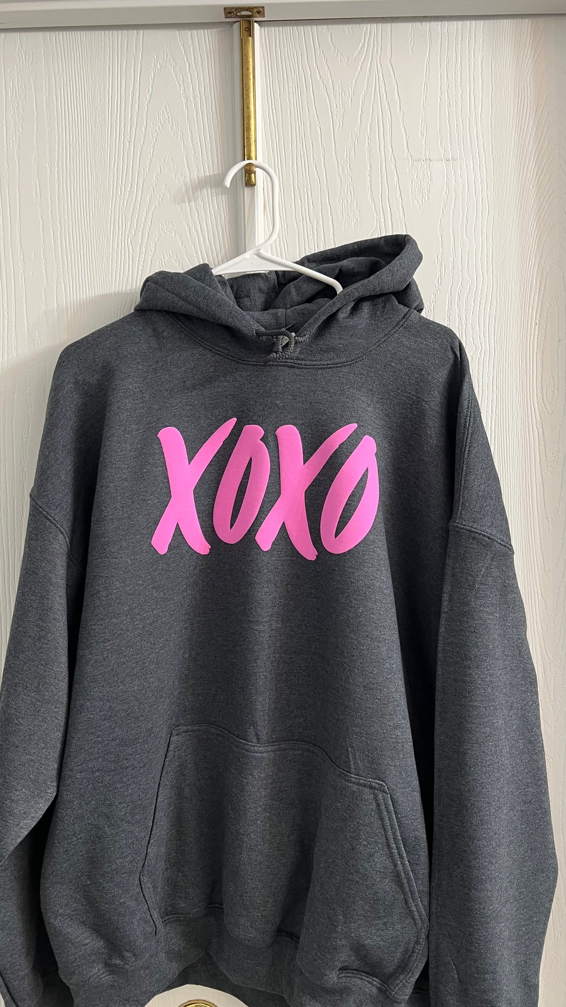 XOXO PUFF LETTER Hoodie